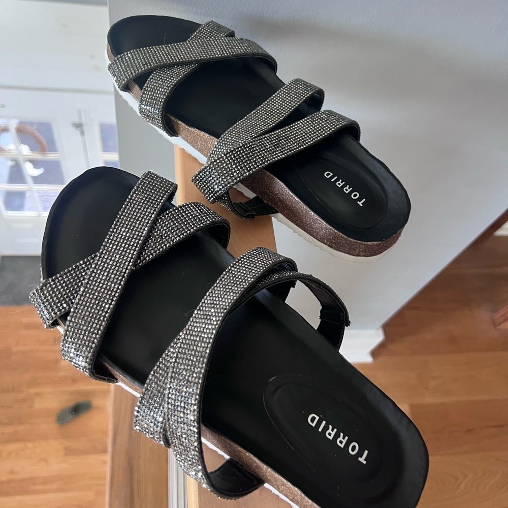 Torrid Sandals! Cushiony, comfortable & sparkly!